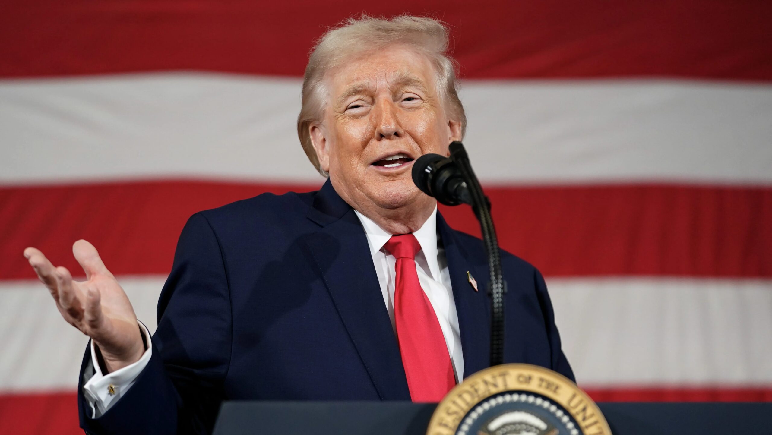 How Long Was Trump’s 2026 State of the Union Address? – Hollywood Life