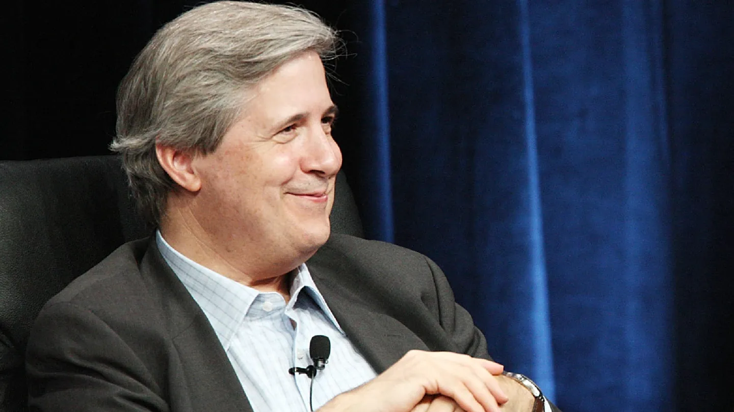 Warner Bros. Heir Alarmed at Paramount Deal