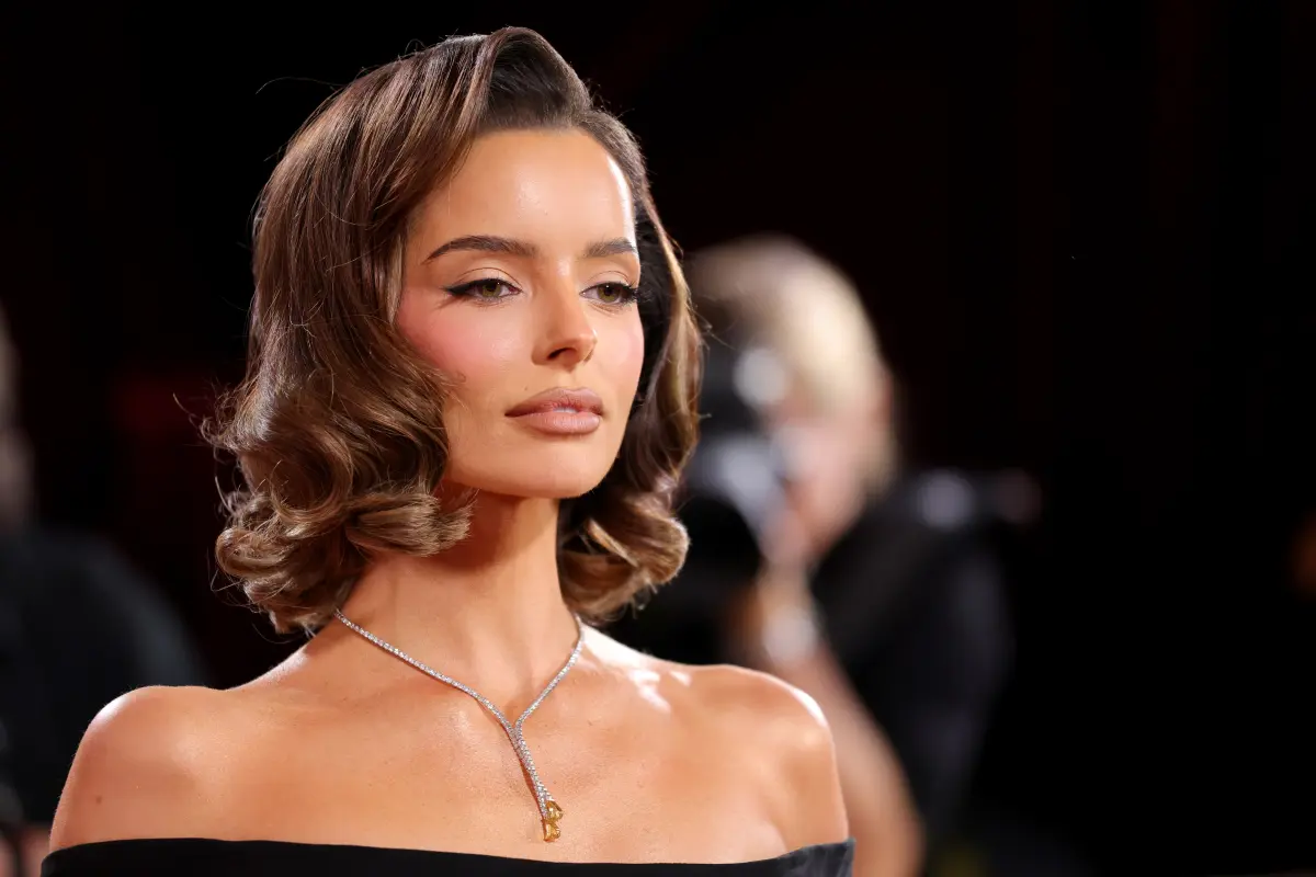 Maura Higgins’ lip combo is ‘always’ this MAC lipstick and liner