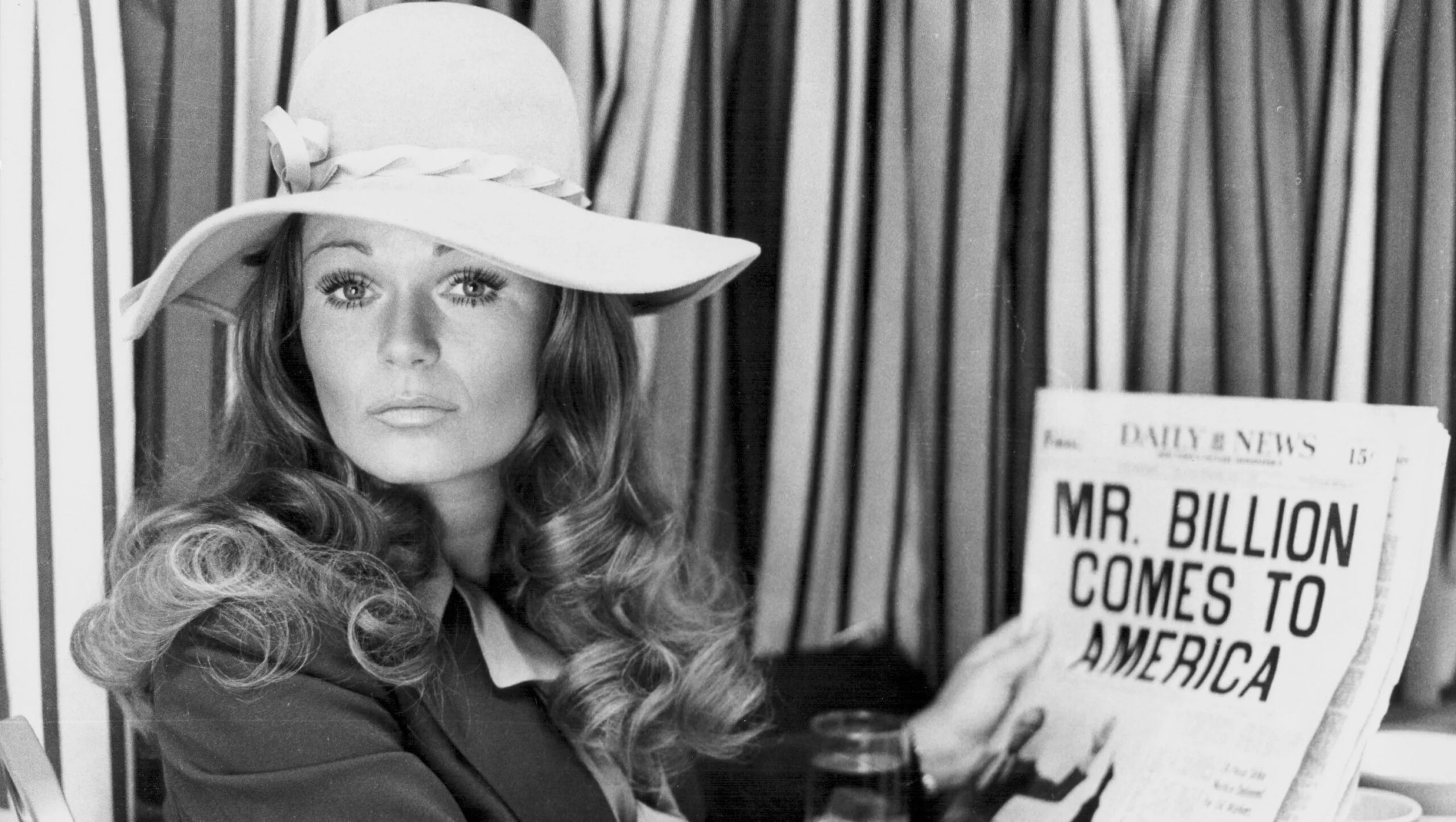 Who Was Valerie Perrine? 5 Things on the ‘Superman’ Actress Who Died – Hollywood Life