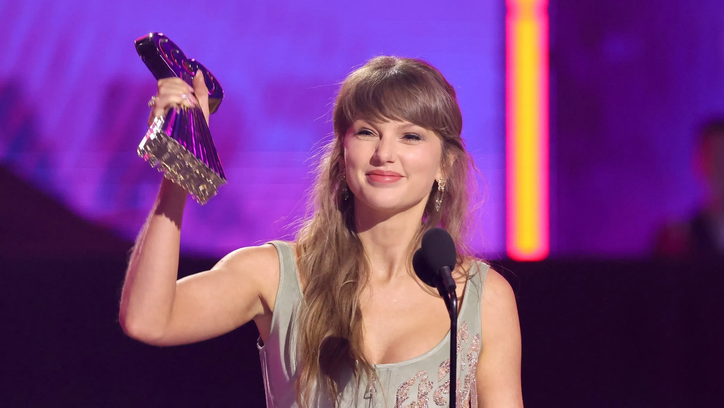 How Many iHeart Radio Music Awards Did Taylor Swift Win in 2026? – Hollywood Life