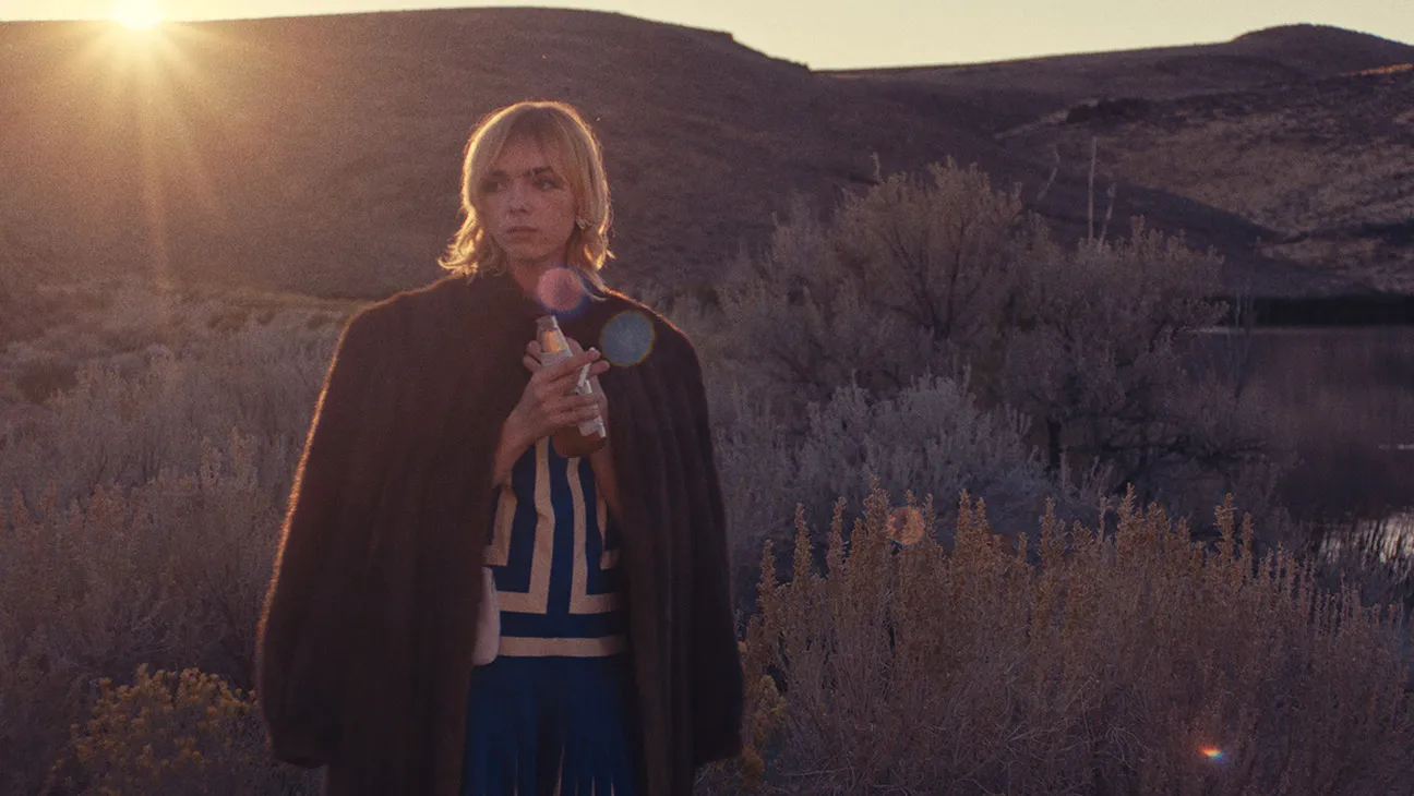 Elsie Fisher in Revelatory Queer Teen Indie