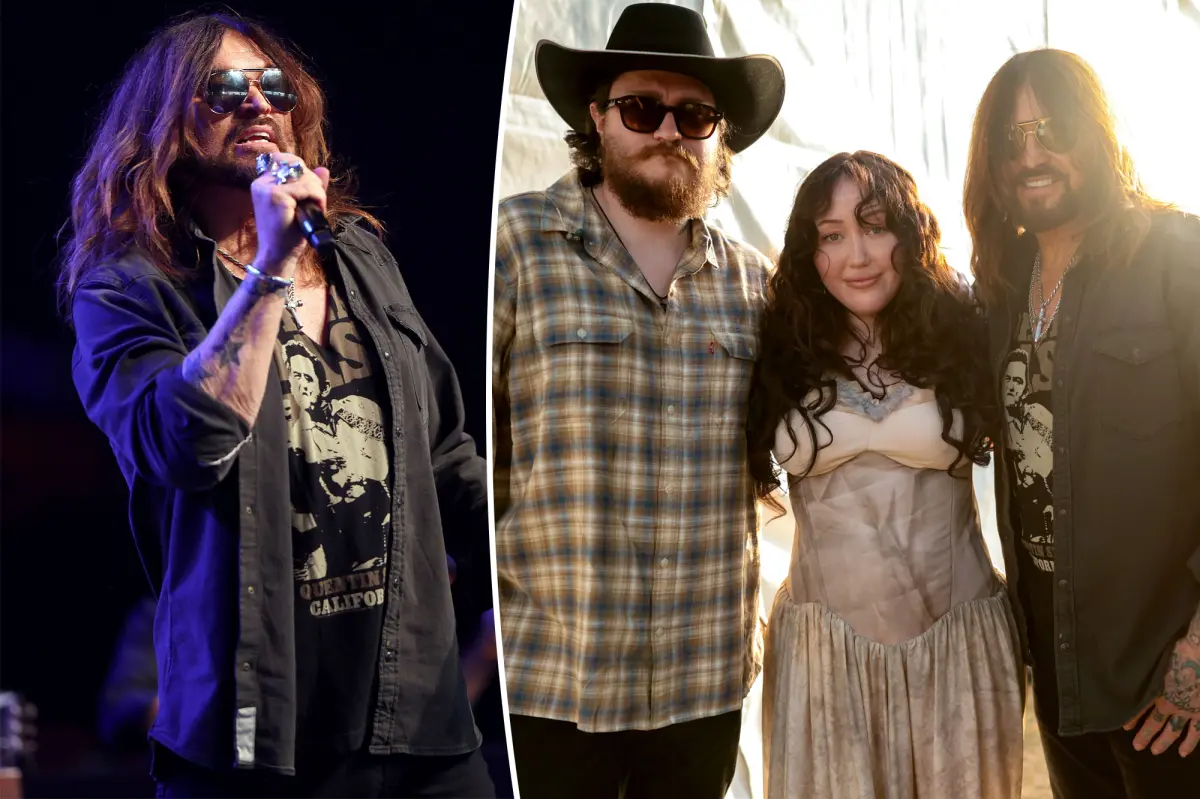 Billy Ray Cyrus, Noah and Braison Cyrus perform at Stagecoach