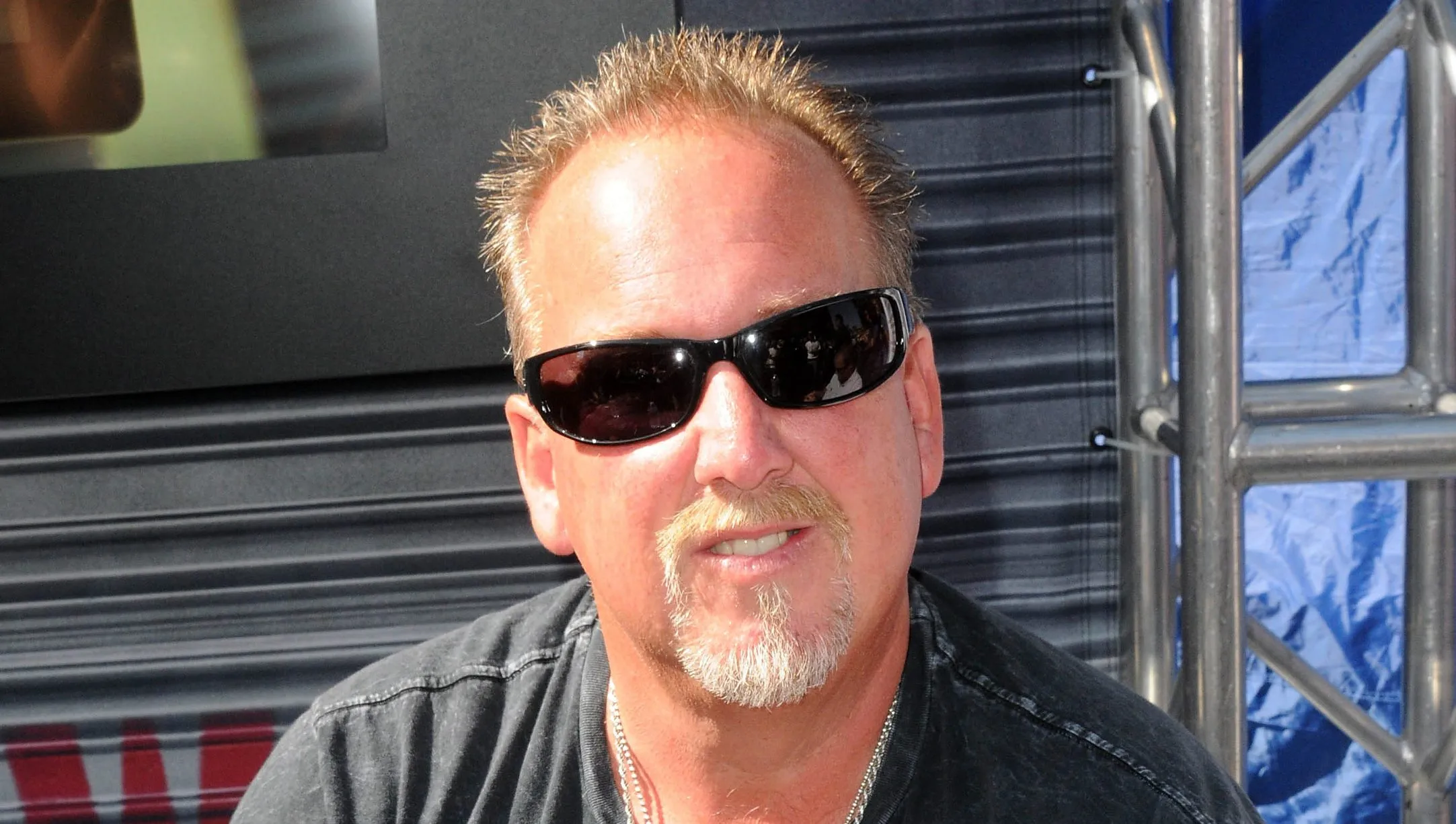 Who Was Cyberbullying Storage Wars’ Darrell Sheets Before He Died? – Hollywood Life