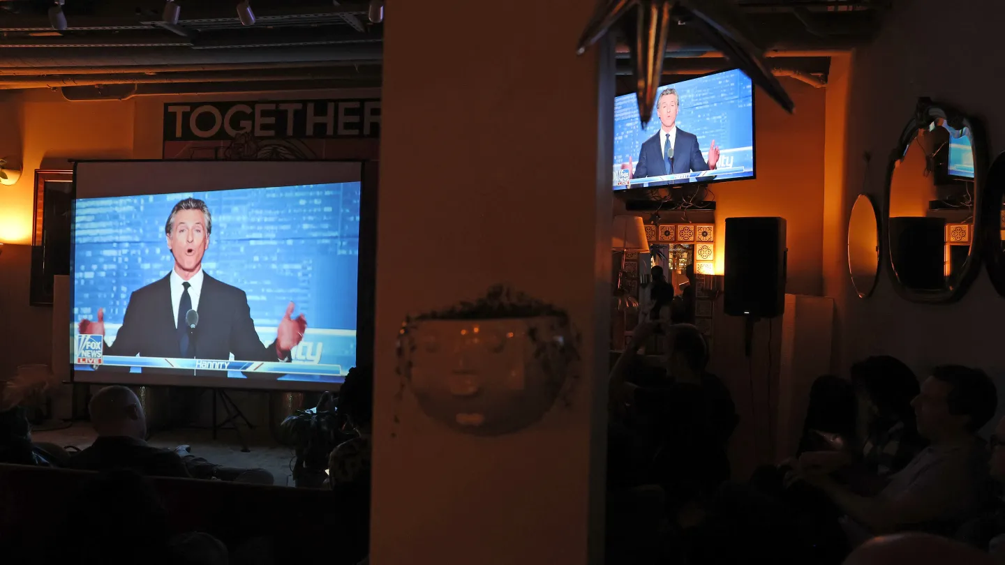 Online Personalities and Comedians Overtake TV News