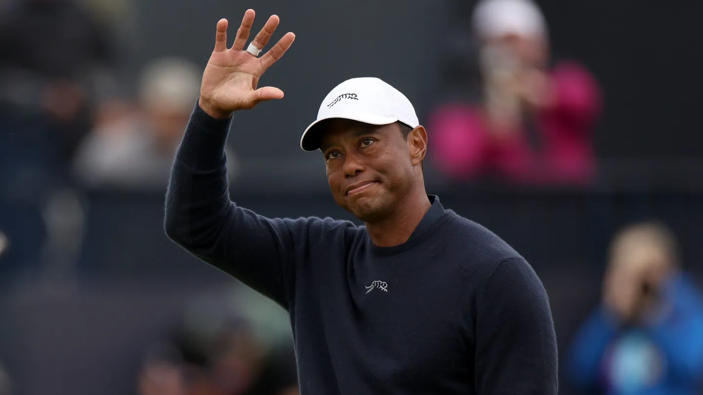 Tiger Woods Seeking Treatment After DUI, Crash