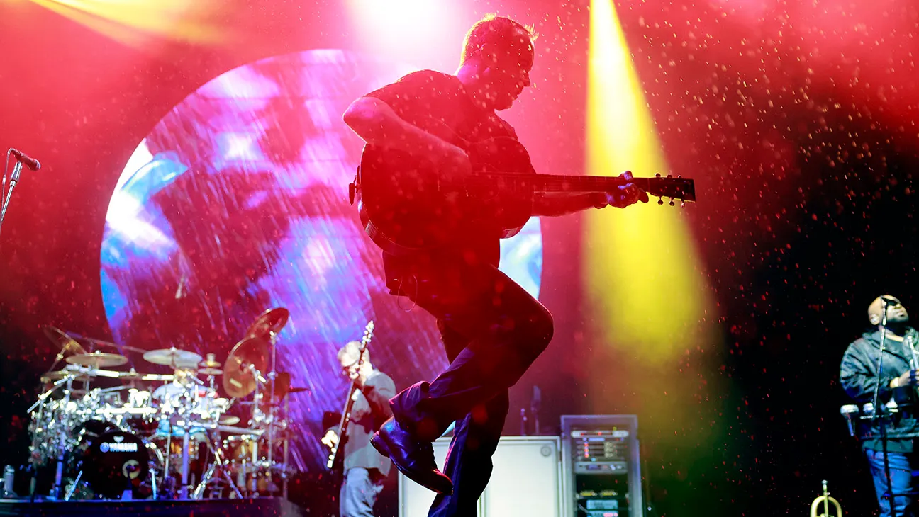 Dave Matthews On Green Touring And Saving the Planet