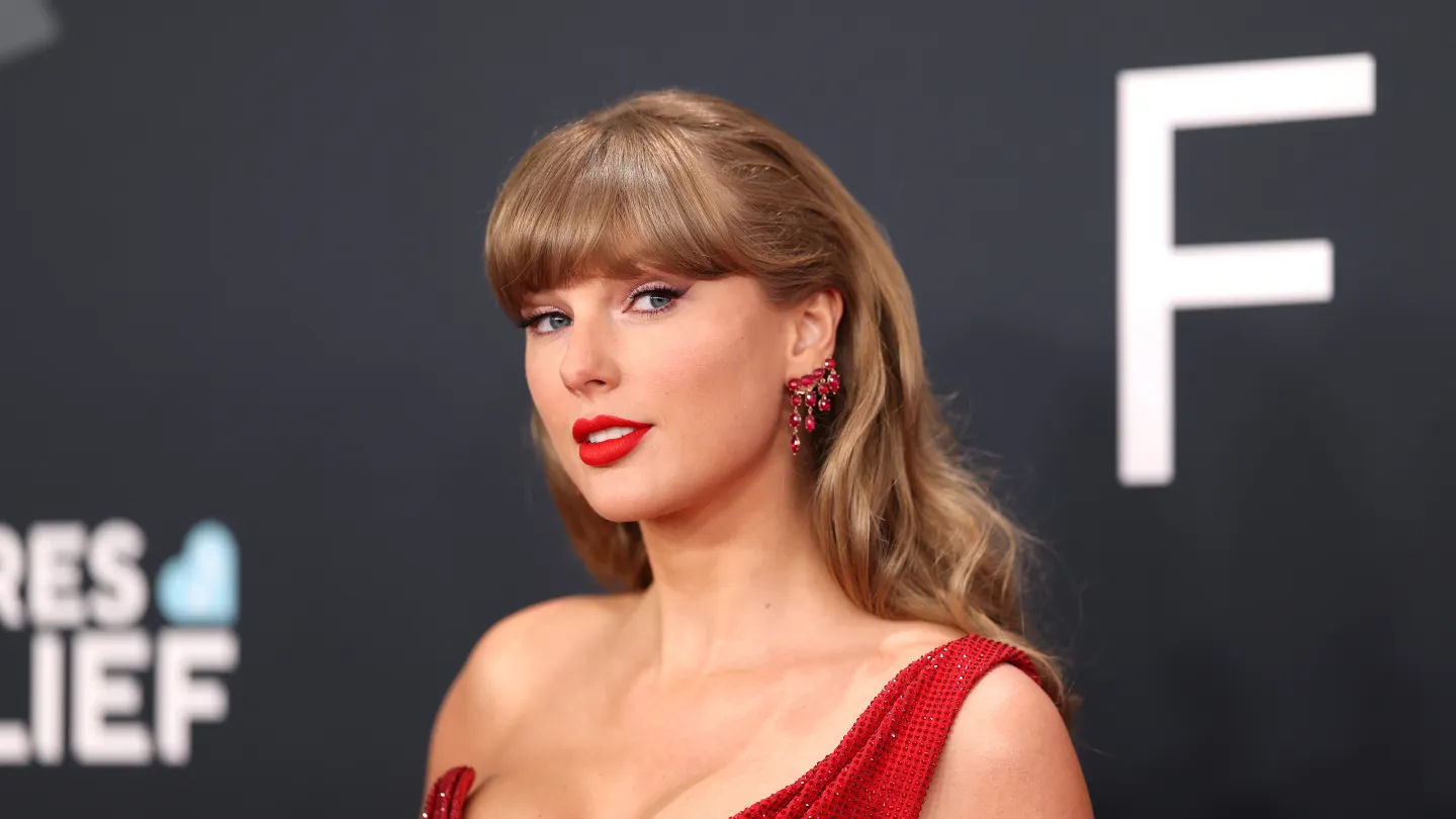 Taylor Swift Deal May Bring Millions to Artists on Spotify Stock Sale