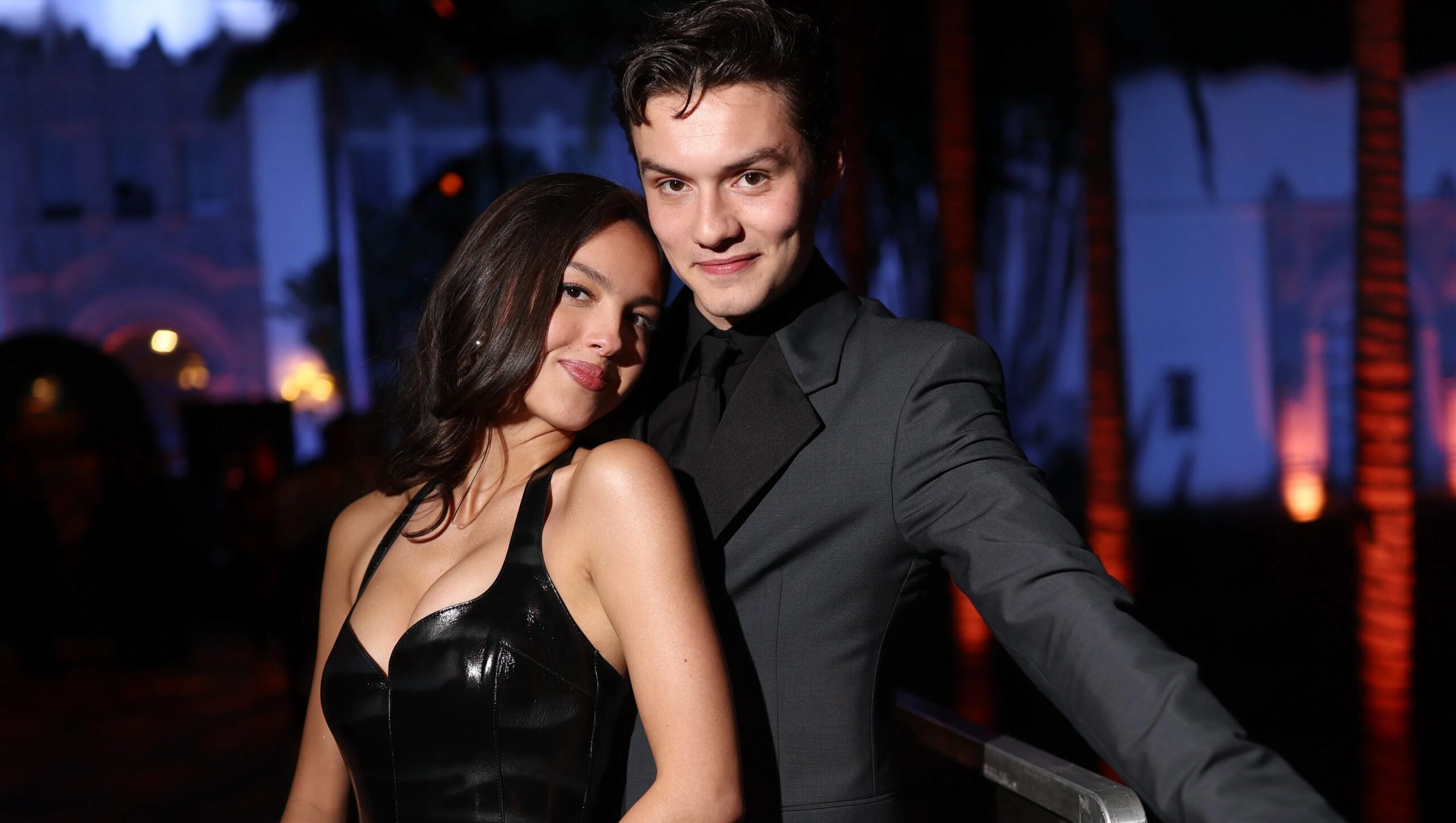 Is Louis Partridge a Gemini? His Birthday After Olivia’s ‘Drop Dead’ – Hollywood Life