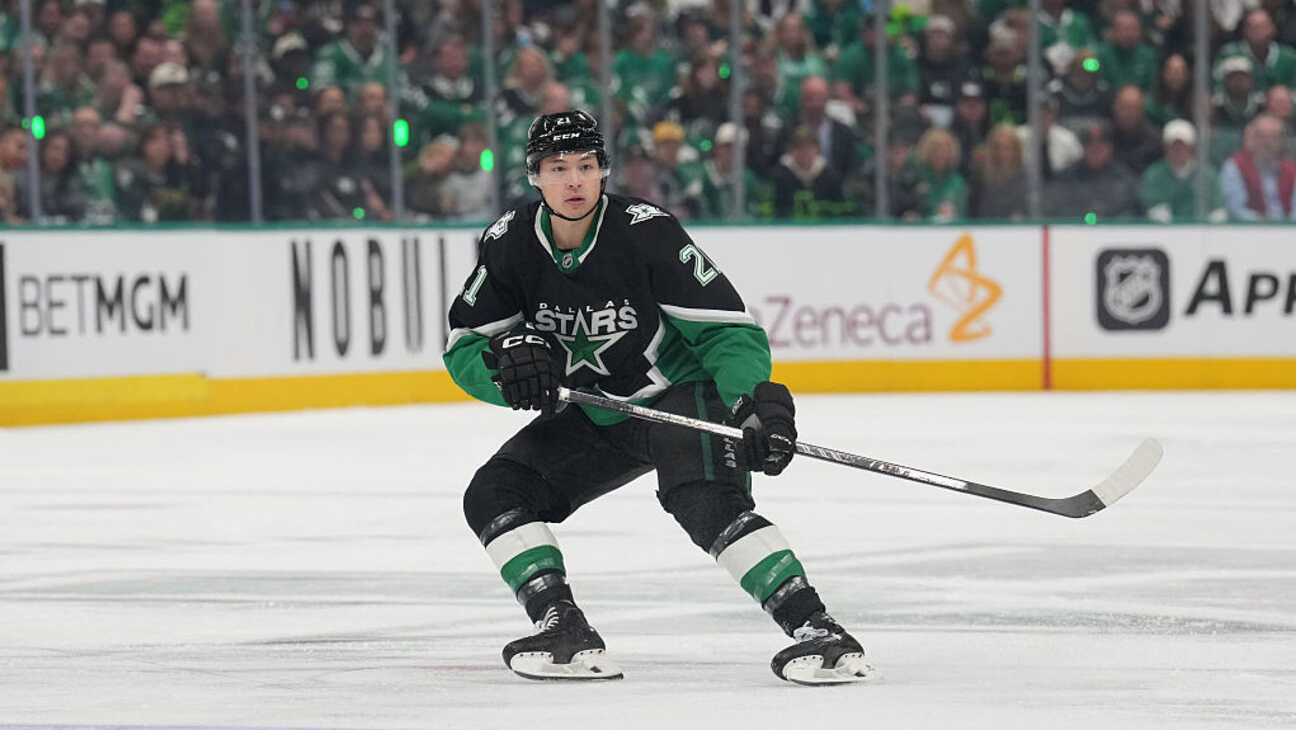 How to Watch 2026 NHL Stanley Cup Playoffs Online: Livestream Hockey