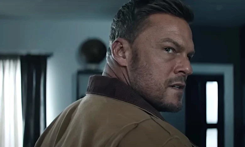 Alan Ritchson CLEARED?! Colbert’s Gollum and More!