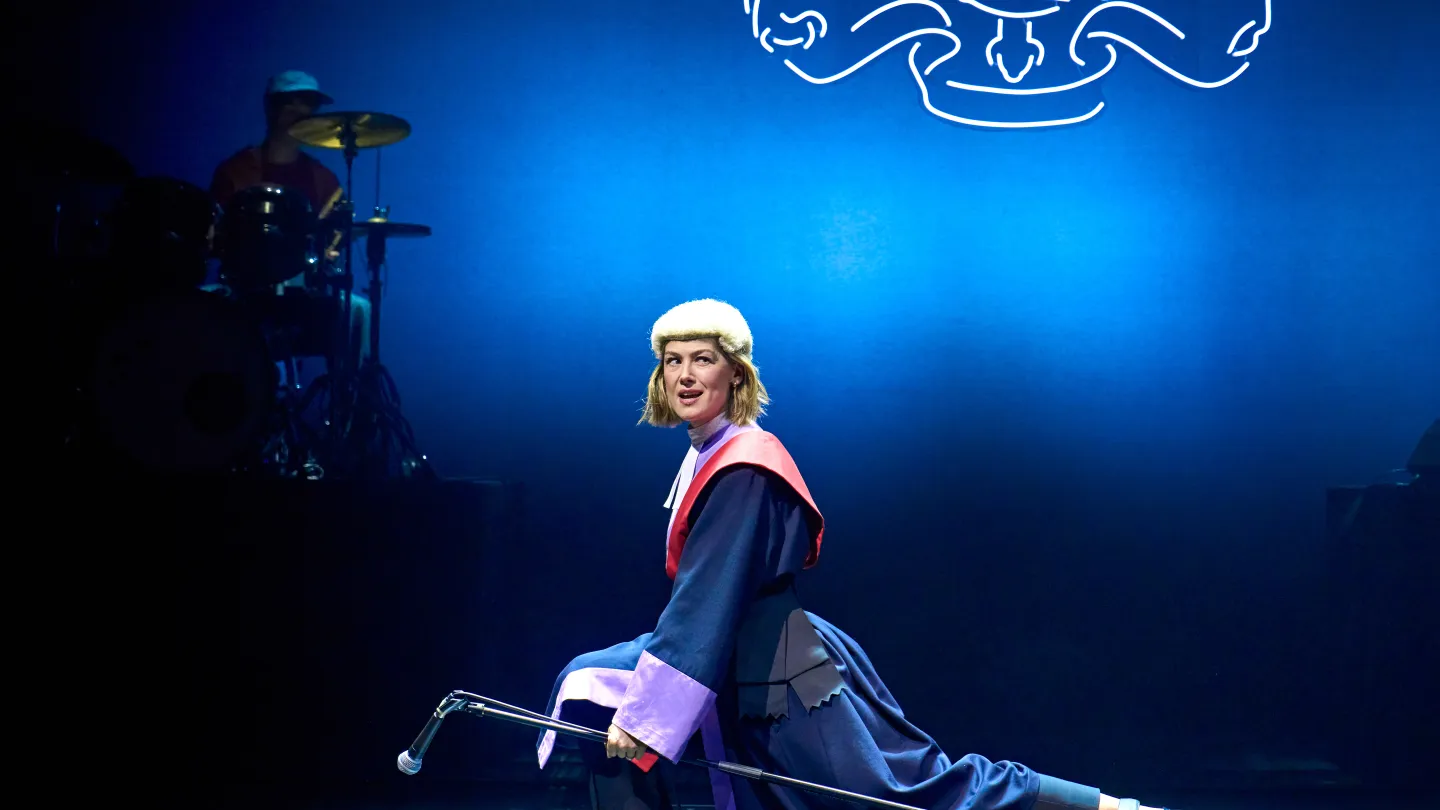 Rosamund Pike to Make Broadway Debut in ‘Inter Alia’