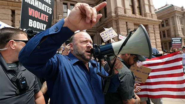 5 Things About the ‘InfoWars’ Creator – Hollywood Life