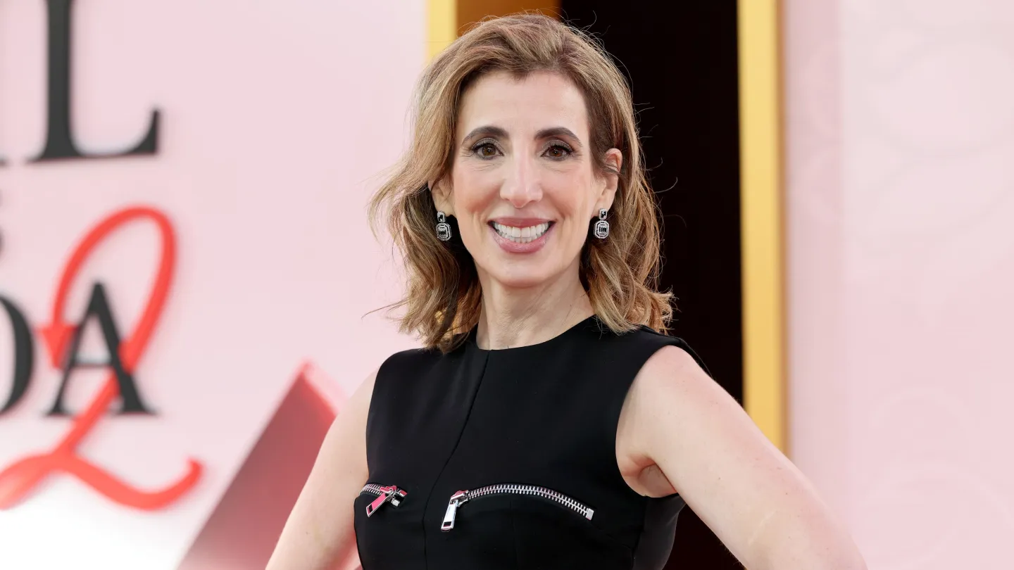 Devil Wears Prada 2 Writer on Fan Service, Fashion and Meryl Streep
