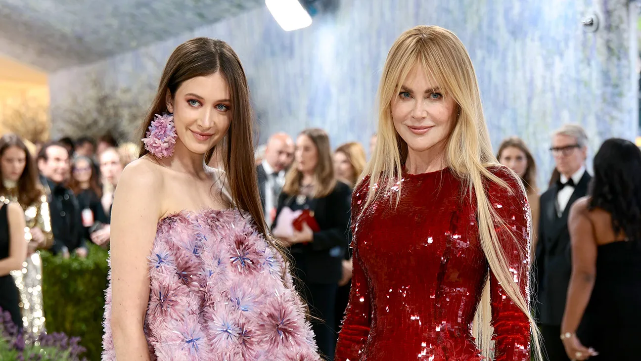 Nicole Kidman Wears Sequin Chanel With Daughter Sunday