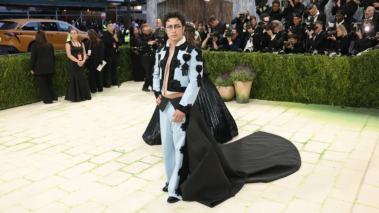 Hudson Williams Leaves Shirt Open With Artistic Look