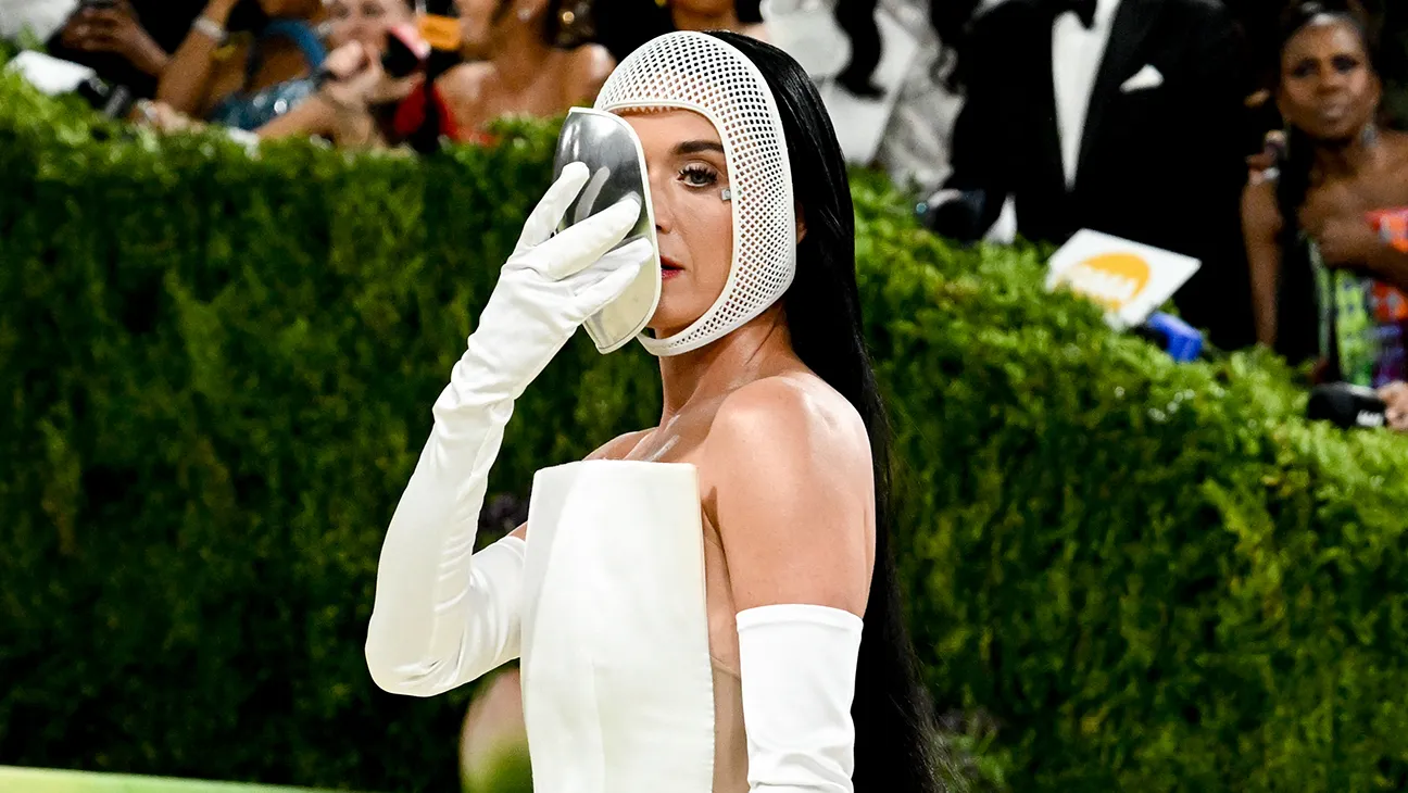 Katy Perry Wears Full Face Mask